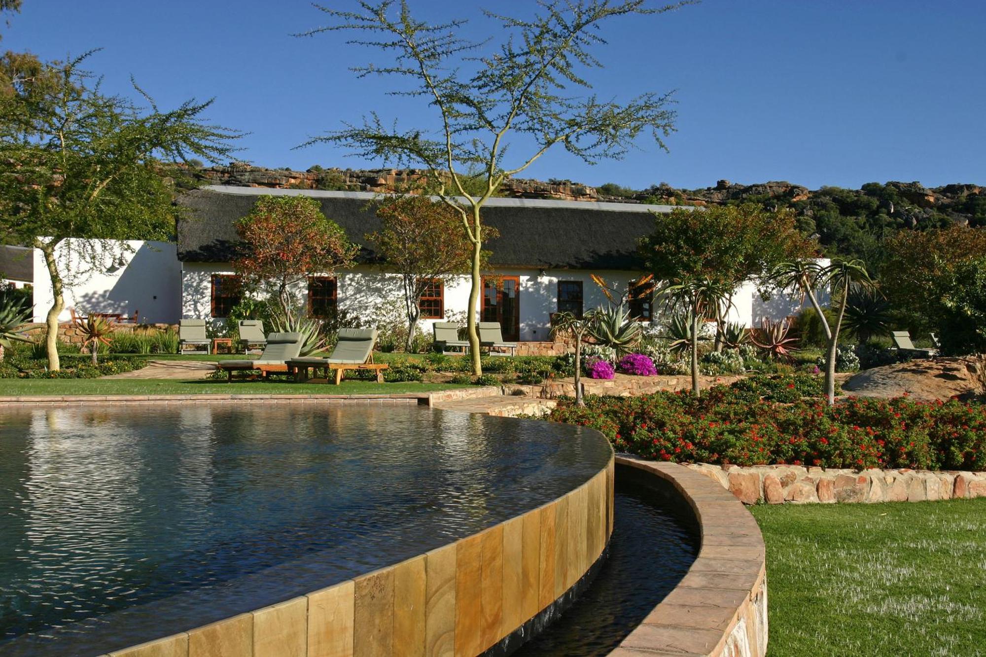 Bushmans Kloof Wilderness Reserve And Wellness Retreat Клануилям Екстериор снимка