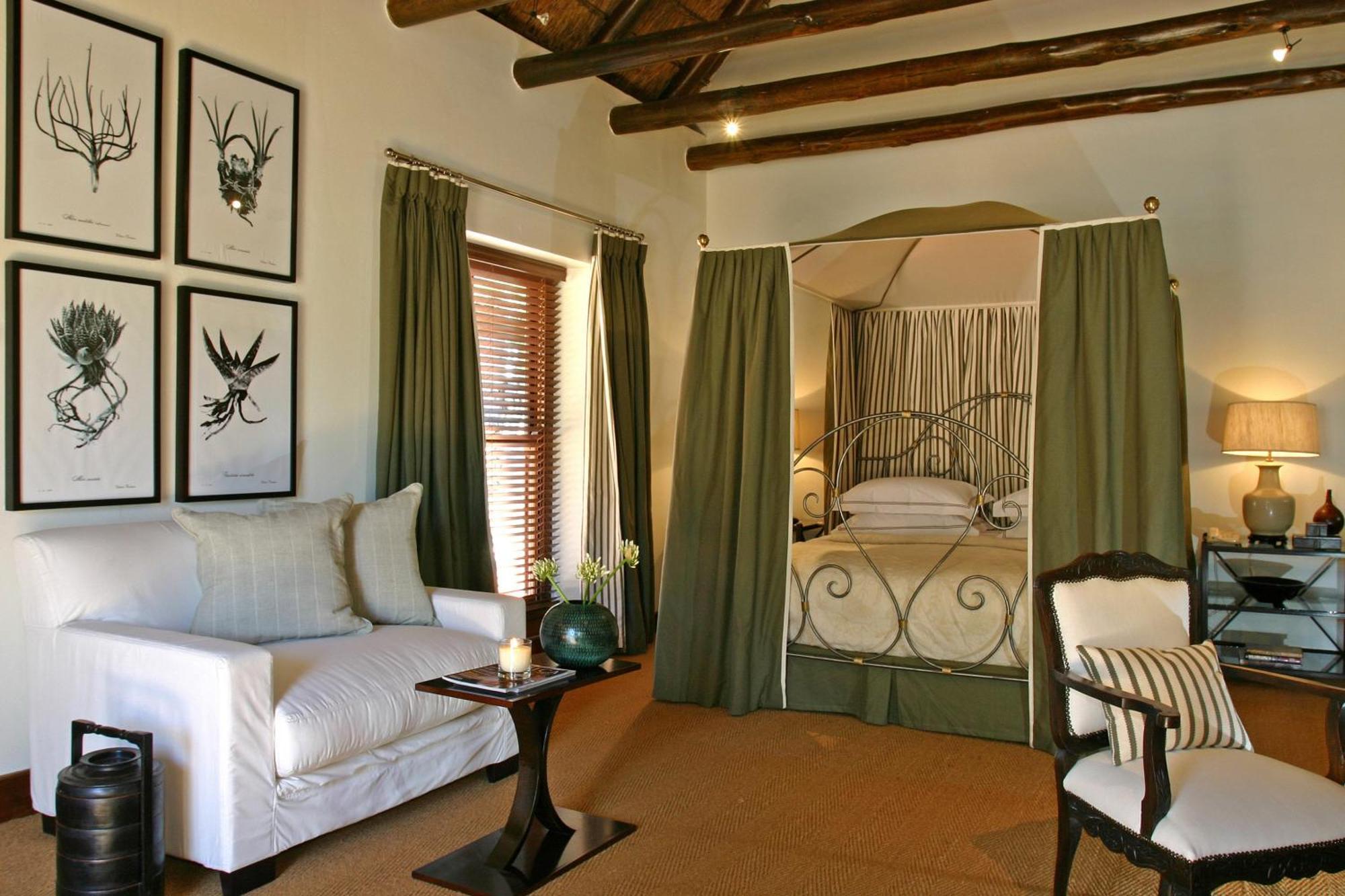 Bushmans Kloof Wilderness Reserve And Wellness Retreat Клануилям Екстериор снимка