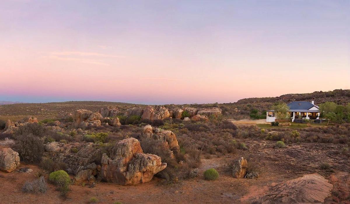 Bushmans Kloof Wilderness Reserve And Wellness Retreat Клануилям Екстериор снимка